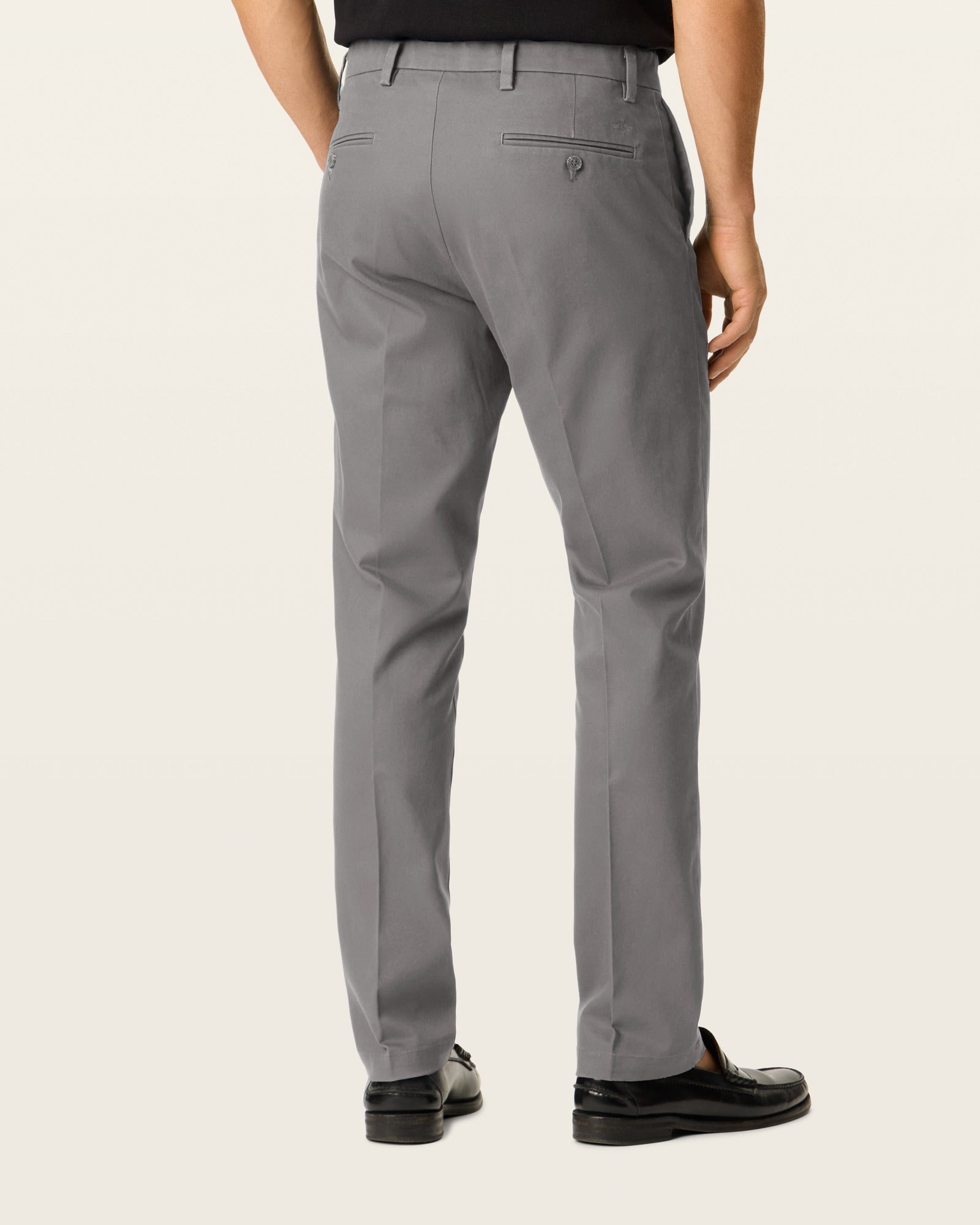 Signature Iron Free Khakis, Slim Fit with Stain Defender® – Dockers™