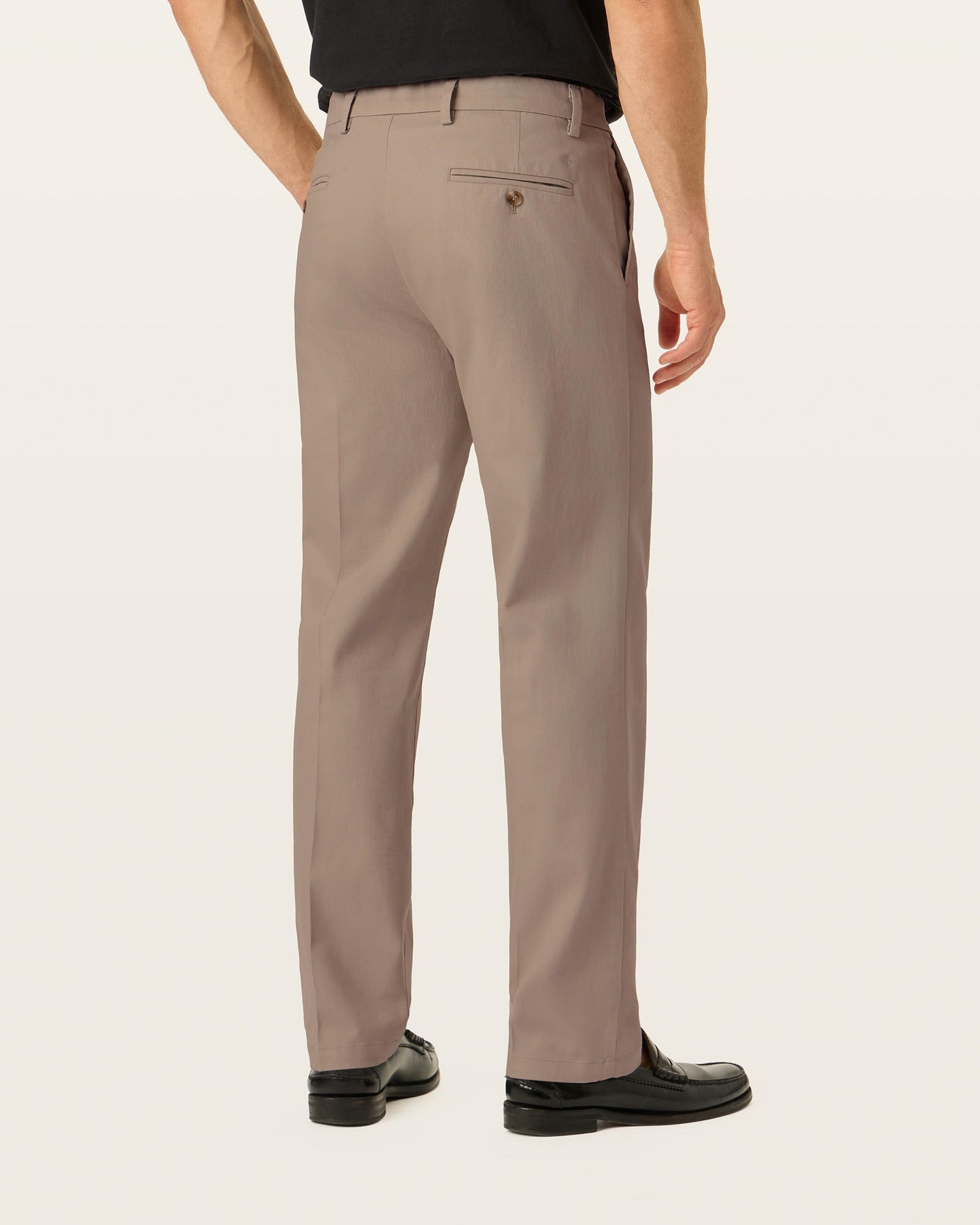 Signature Iron Free Khakis, Straight Fit with Stain Defender