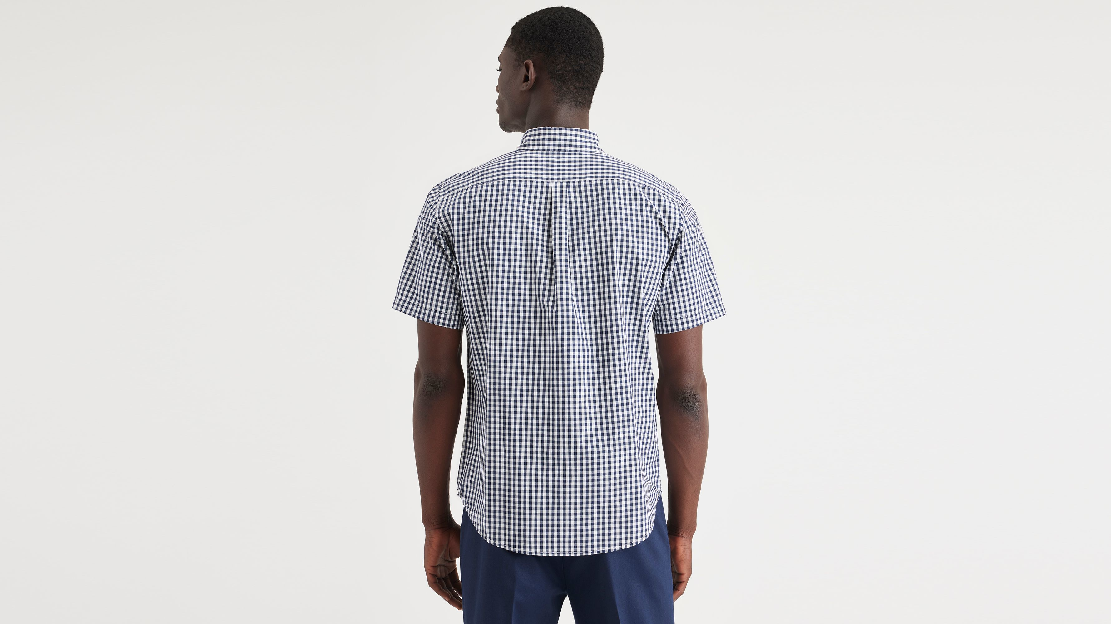 Essential Button-Up Shirt, Classic Fit – Dockers®