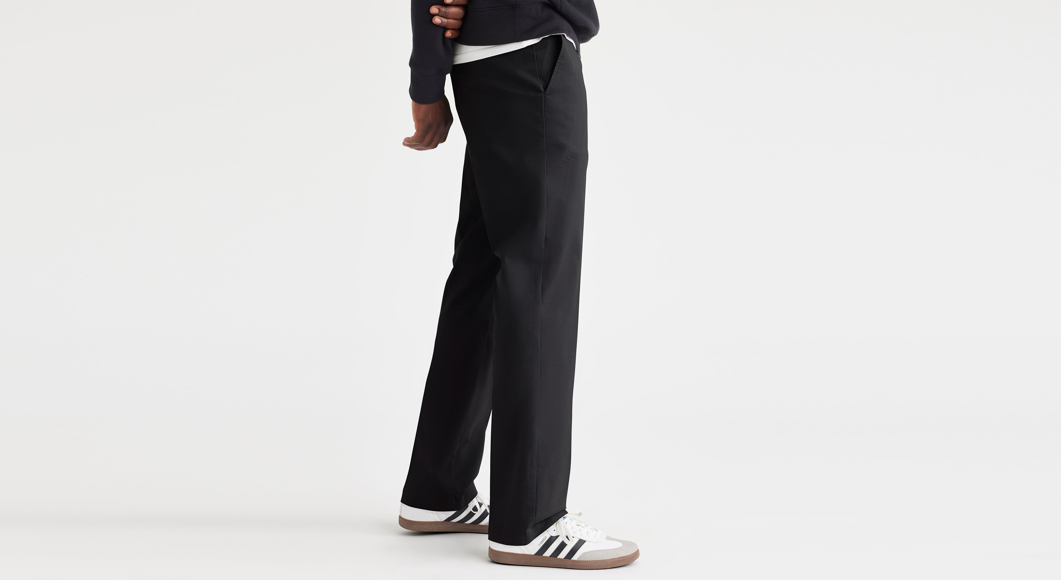 Dockers Essential Chinos - Straight Fit - Men's - Black 33 / 30 Dockers Essential Chinos - Straight Fit - Men's - Black 33 / 30