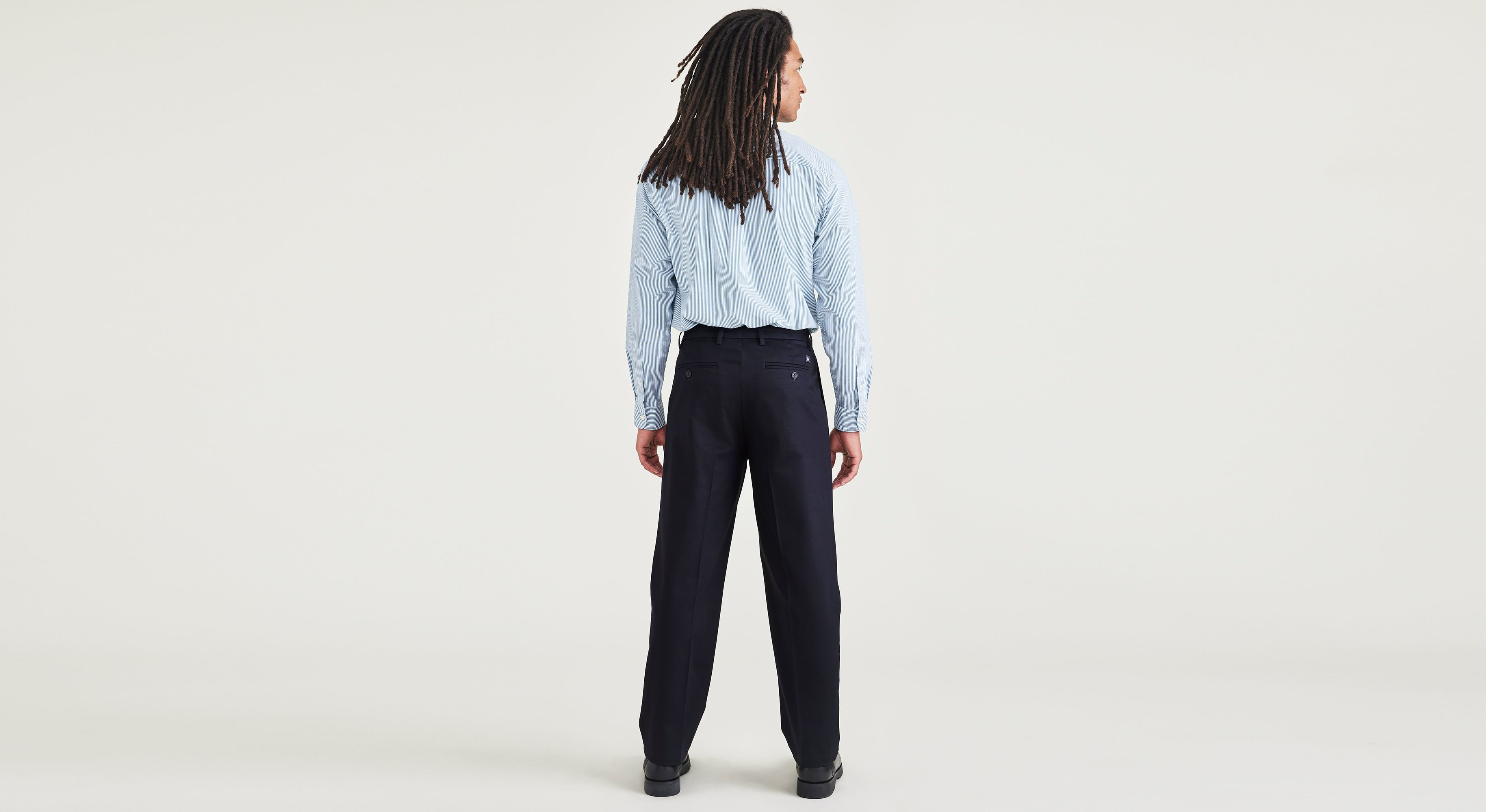 Dockers Uomo Relaxed Fit Signature Khaki Pantaloni In Cotone Elasticizzato - Pieghe, Nero, 38W X 34L