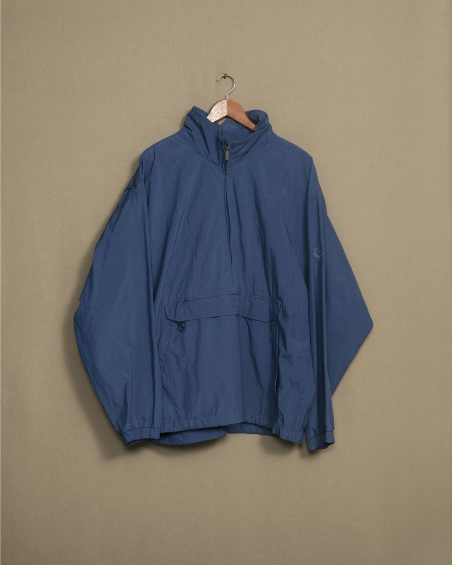 Front view of model wearing Blue Blue Golf Anorak - L.