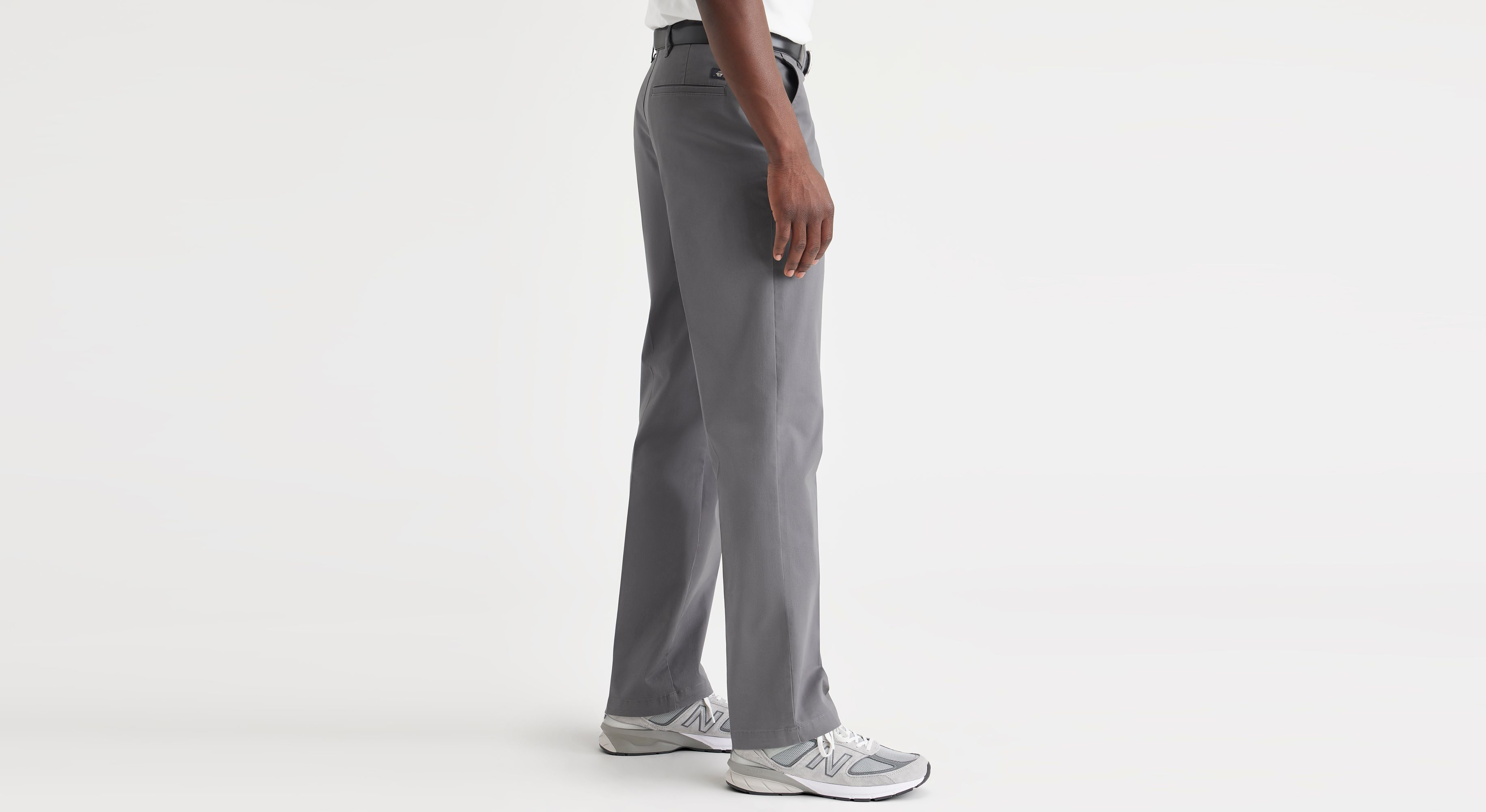 Essential Chinos, Classic Fit – Dockers®