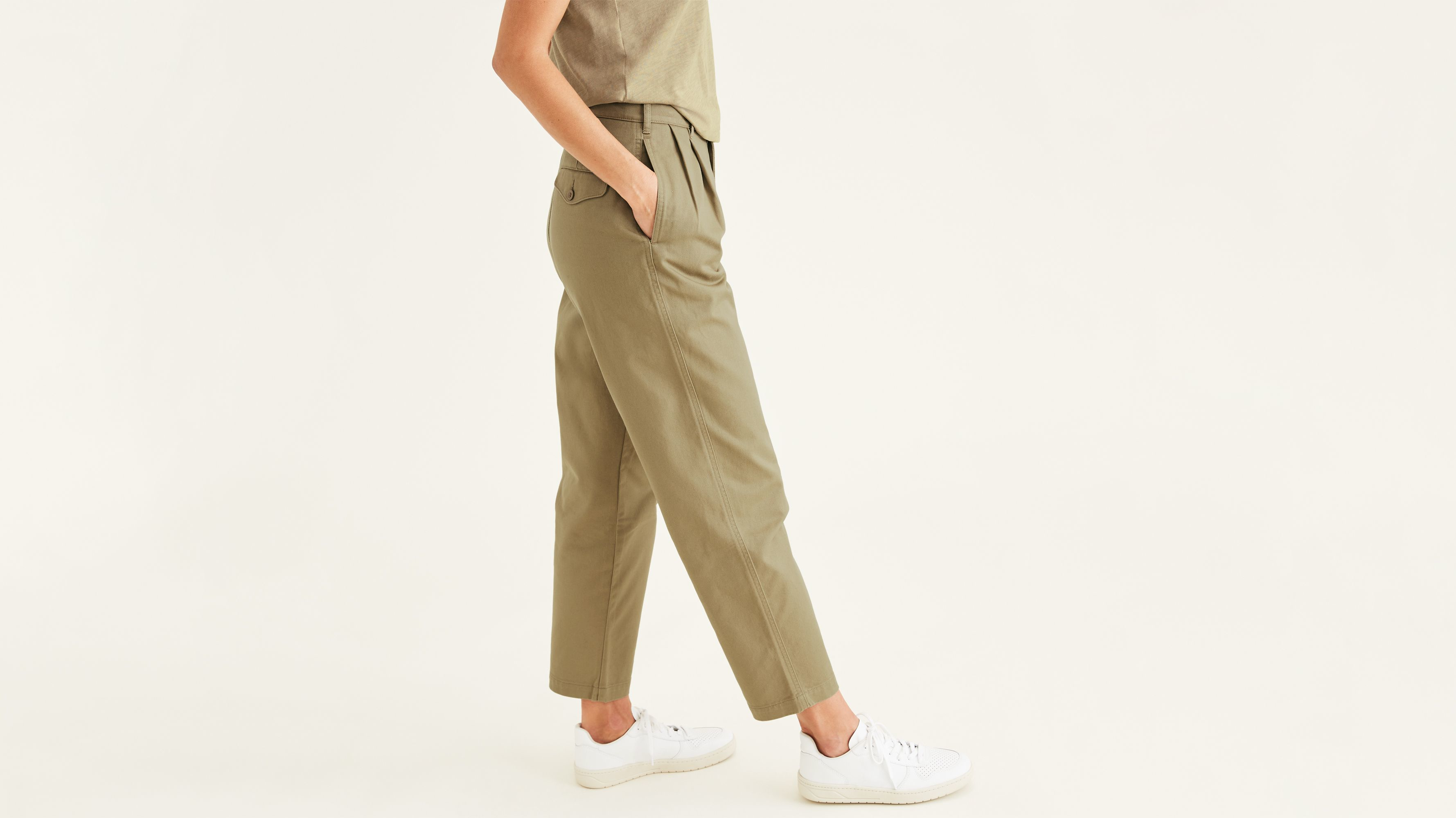 Original Khakis, Pleated, High Waisted Tapered Fit