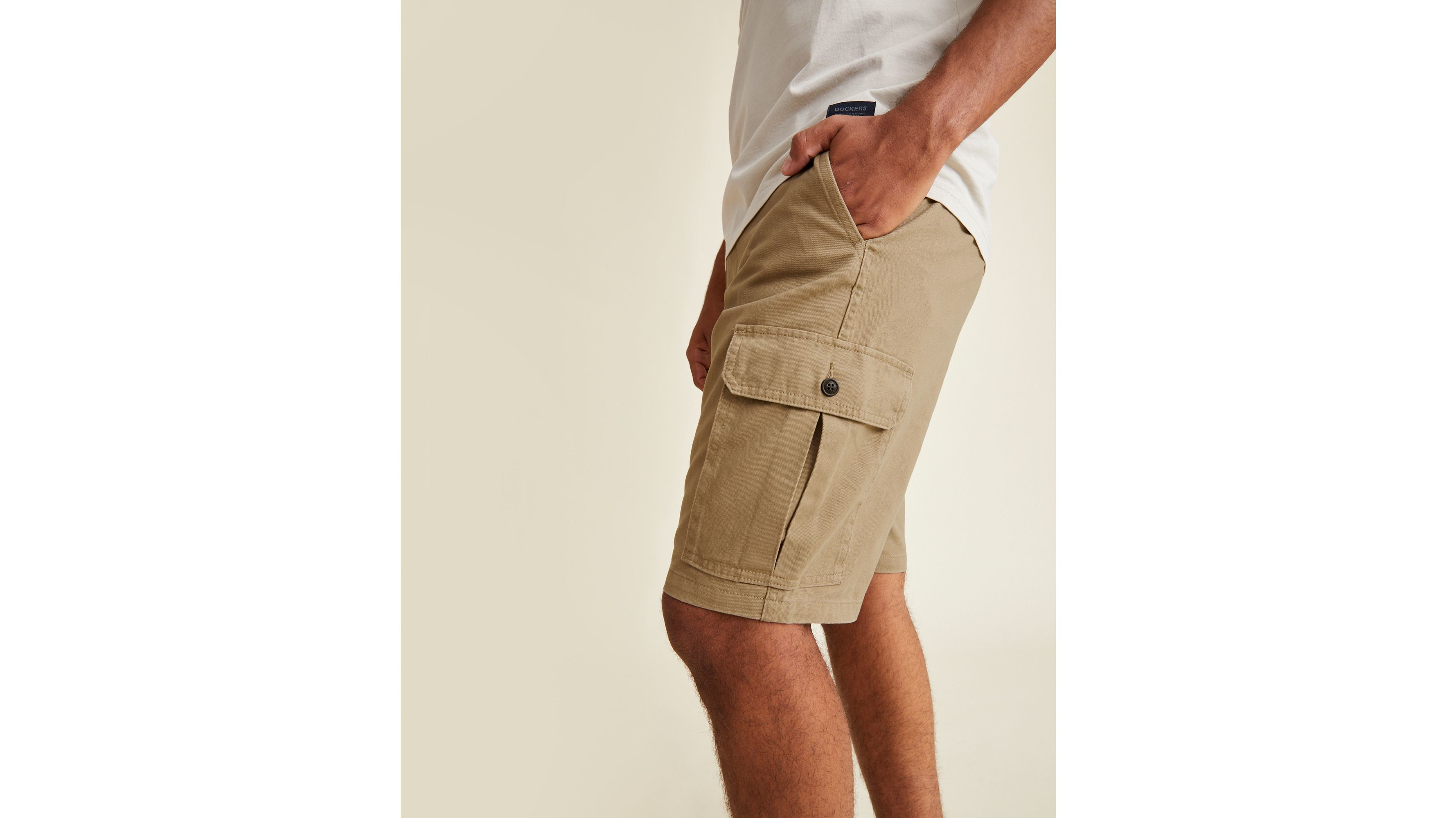 Fashion dockers cargo shorts with cell phone pocket