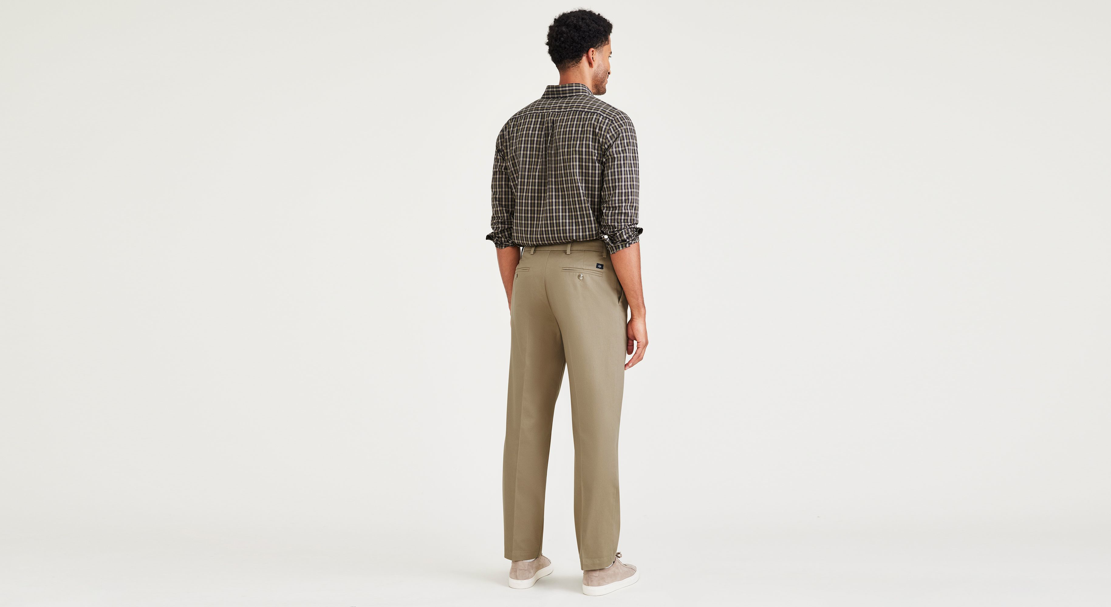 Signature Iron Free Khakis, Pleated, Classic Fit with Stain Defender®