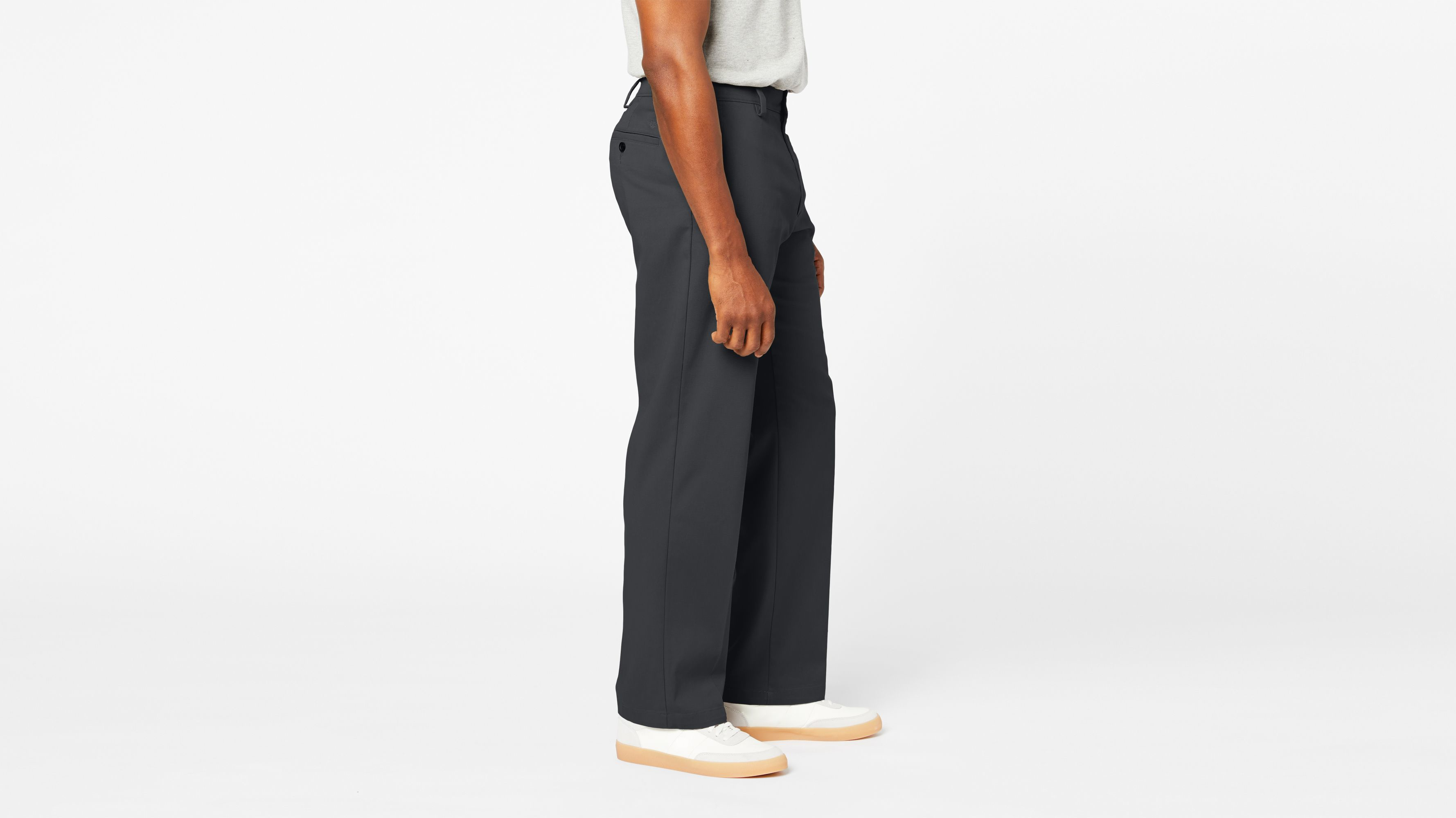 Comfort Khakis, Relaxed Fit – Dockers™