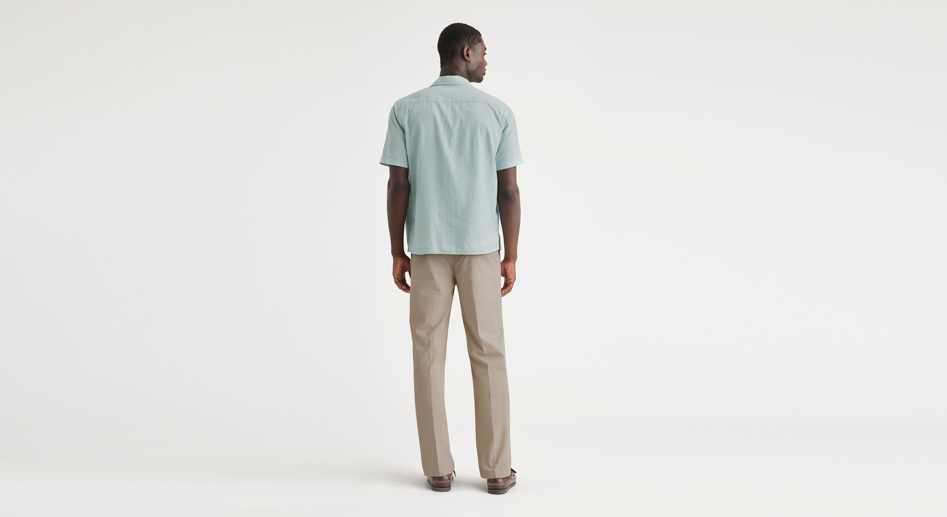 Essential Chinos, Straight Fit – Dockers® Essential Chinos, Straight Fit – Dockers®