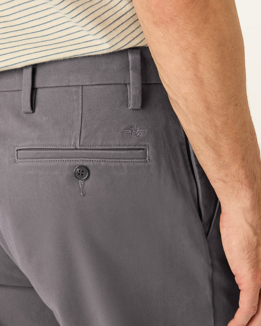 Workday Khakis, Classic Fit – Dockers™
