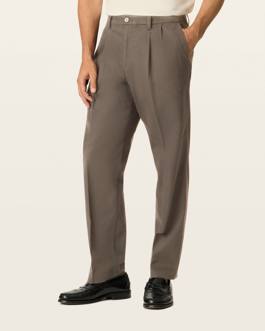 Signature Iron Free Khakis, Pleated, Classic Fit with Stain