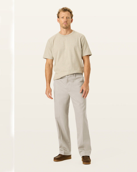 Signature Iron Free Khakis, Relaxed Fit with Stain Defender