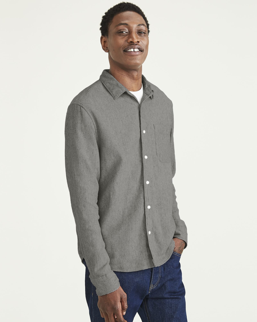 Front view of model wearing Chimera Casual Shirt, Regular Fit.