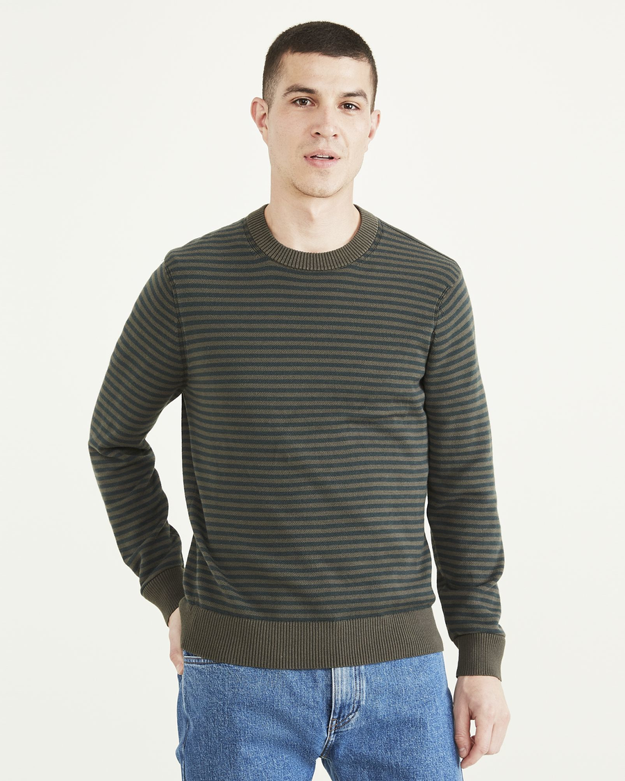 Front view of model wearing Chimera Sweater, Regular Fit.