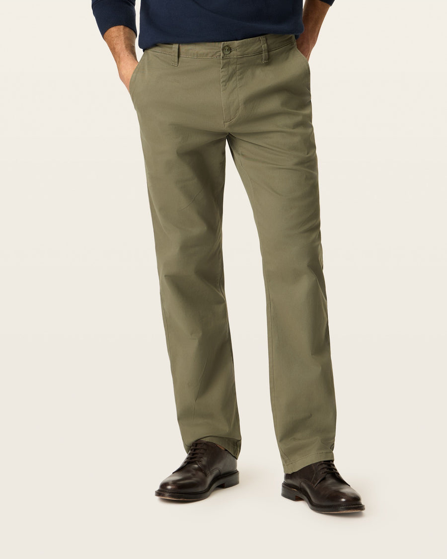 Essential American Khaki, Straight Fit – Dockers™