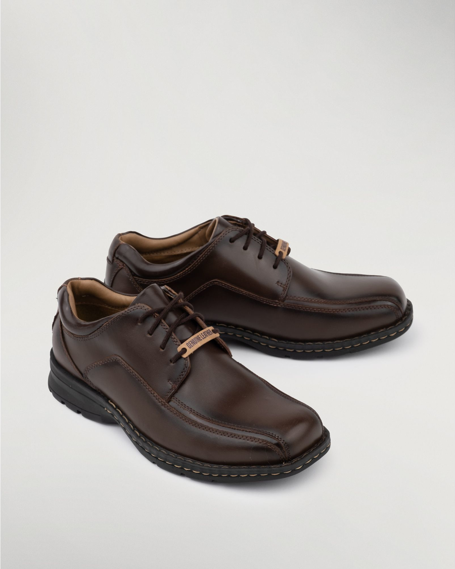 Front view of  Dark Tan Trustee Oxford Shoes.