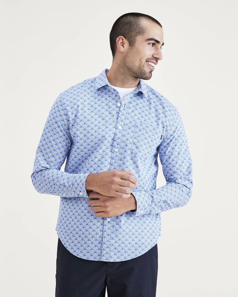 Front view of model wearing Delft Ultimate Shirt, Regular Fit.