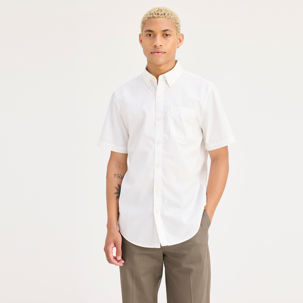 Signature Stain Defender Shirt, Classic Fit – Dockers™