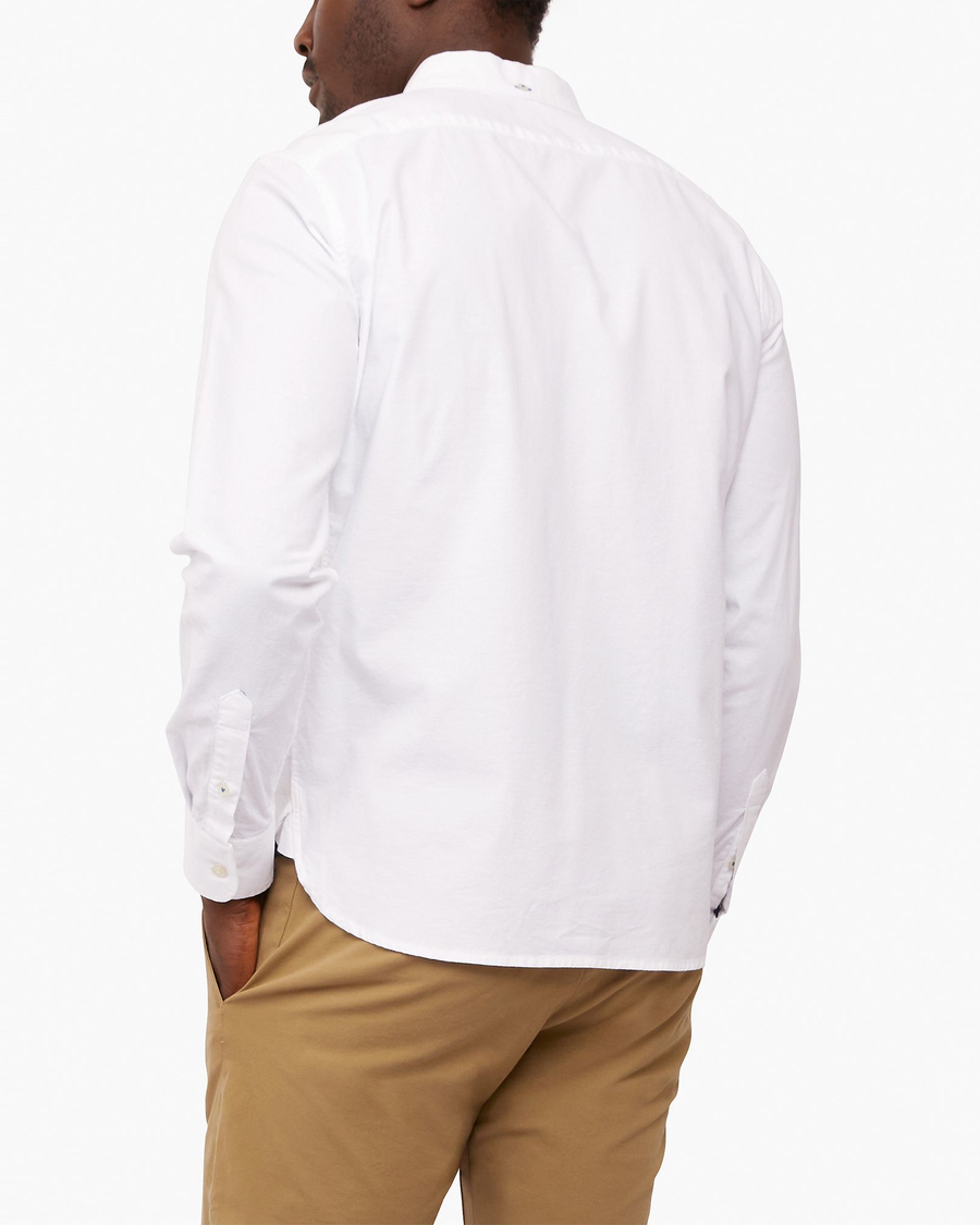 Back view of model wearing Lucent White Stretch Oxford, Slim Fit (Big and Tall).