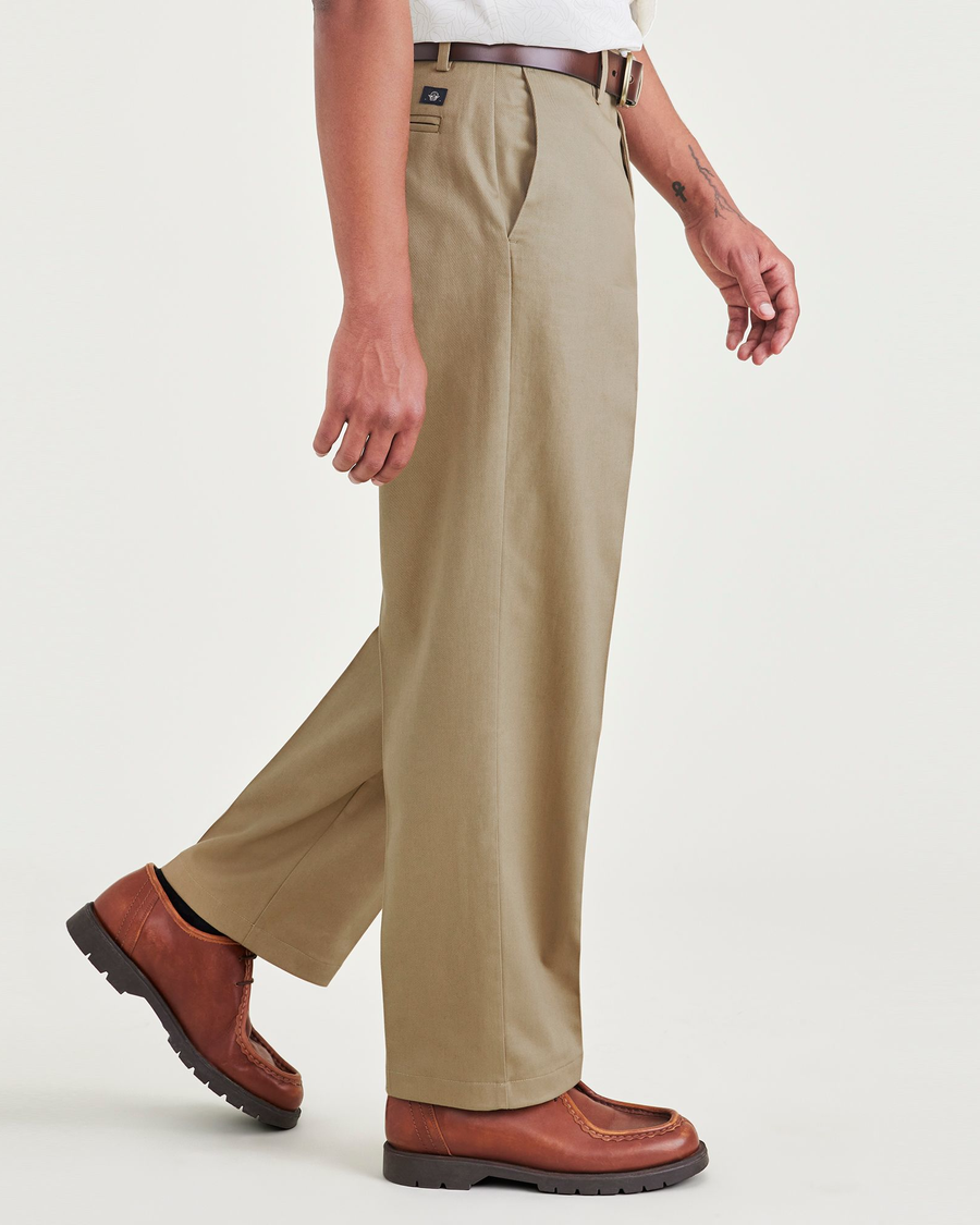 Signature Iron Free Khakis, Relaxed Fit with Stain Defender Signature Iron Free Khakis, Relaxed Fit with Stain Defender