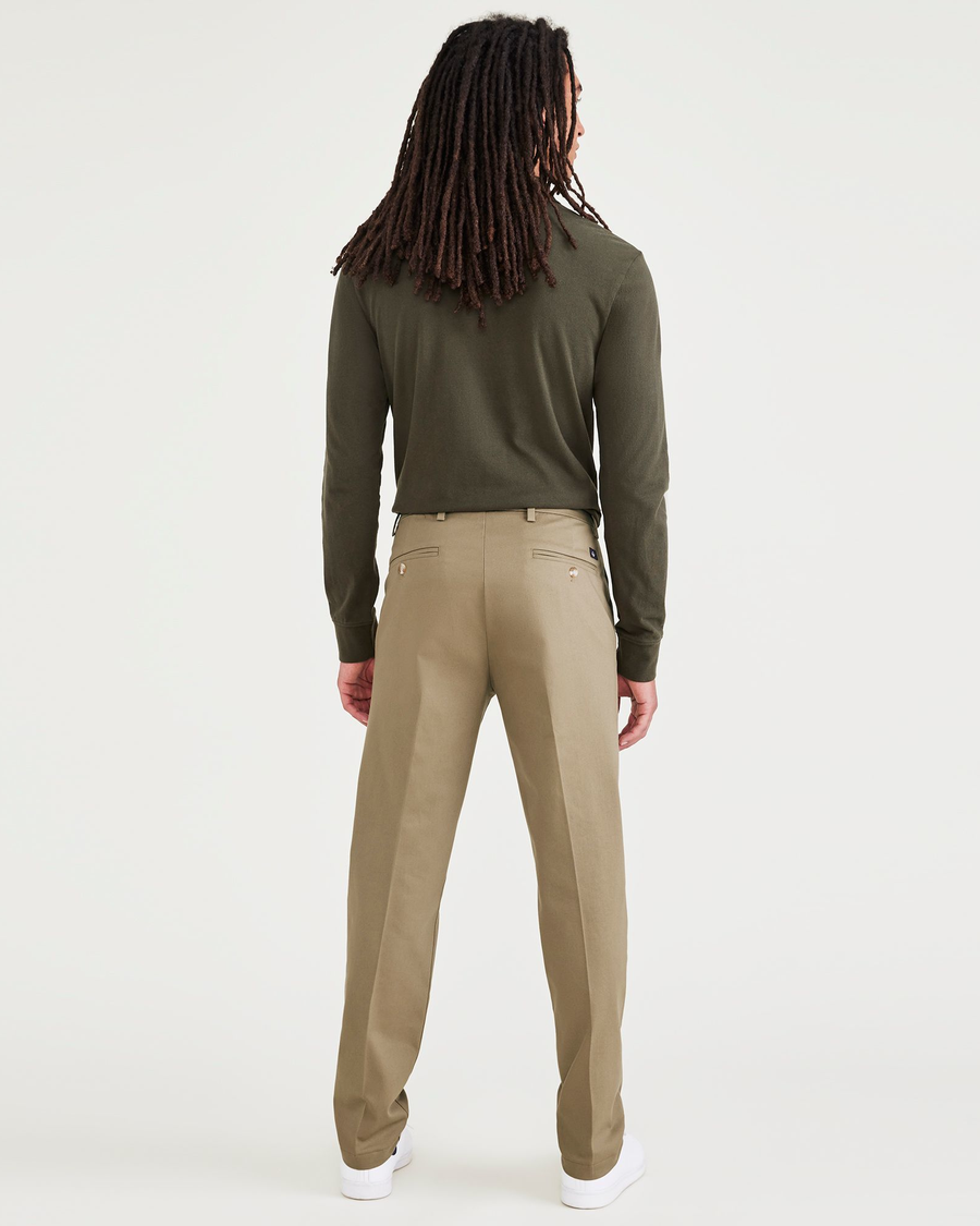 Signature Iron Free Khakis, Slim Fit with Stain Defender® – Dockers®