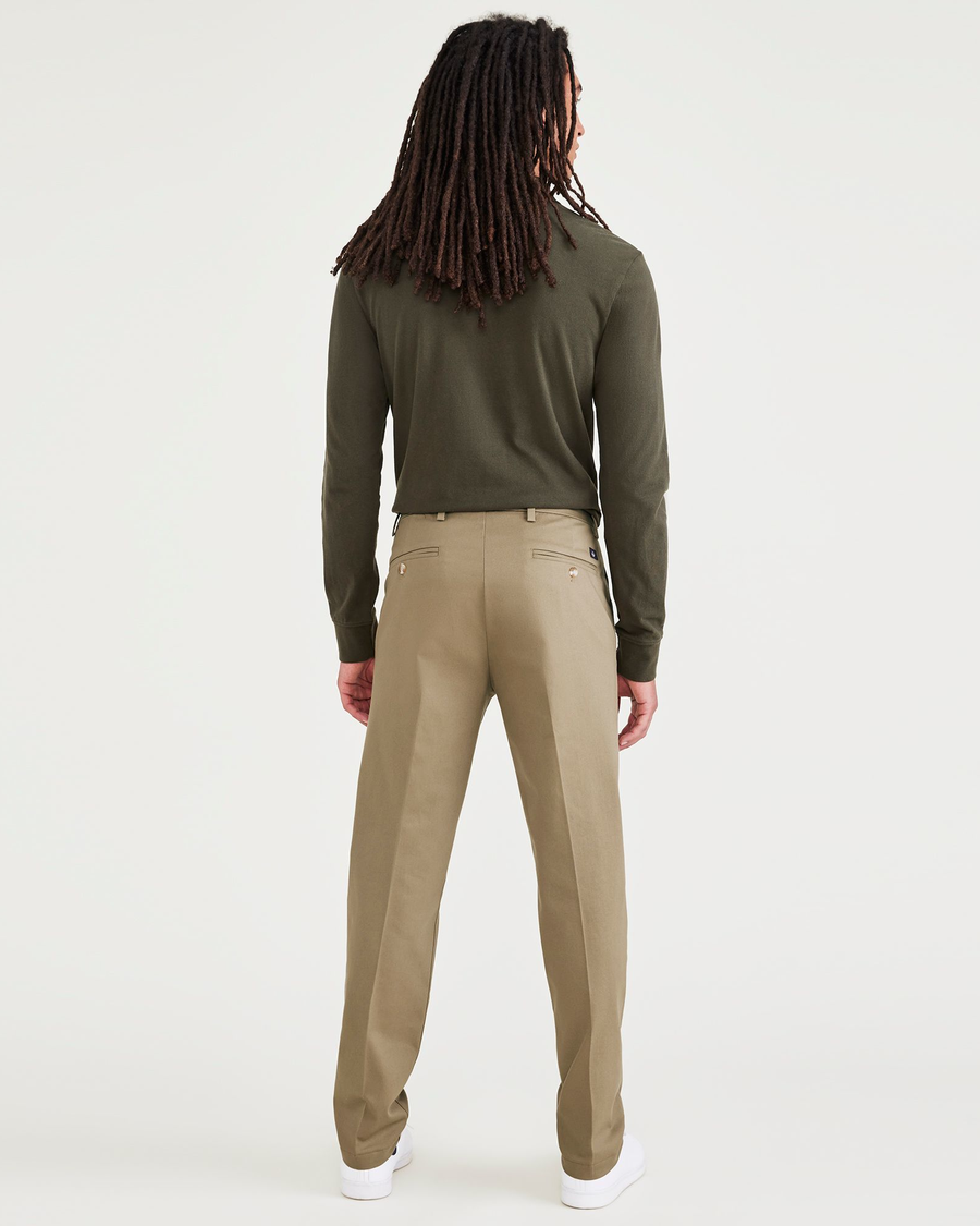 Dockers Pantalon en coton stretch pour homme Signature Kaki Lux - Plissé D3, Noir Dockers Pantalon en coton stretch pour homme Signature Kaki Lux - Plissé D3, Noir