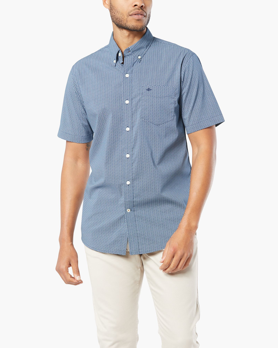 Front view of model wearing Ocean Blue Signature Comfort Flex Shirt, Classic Fit.