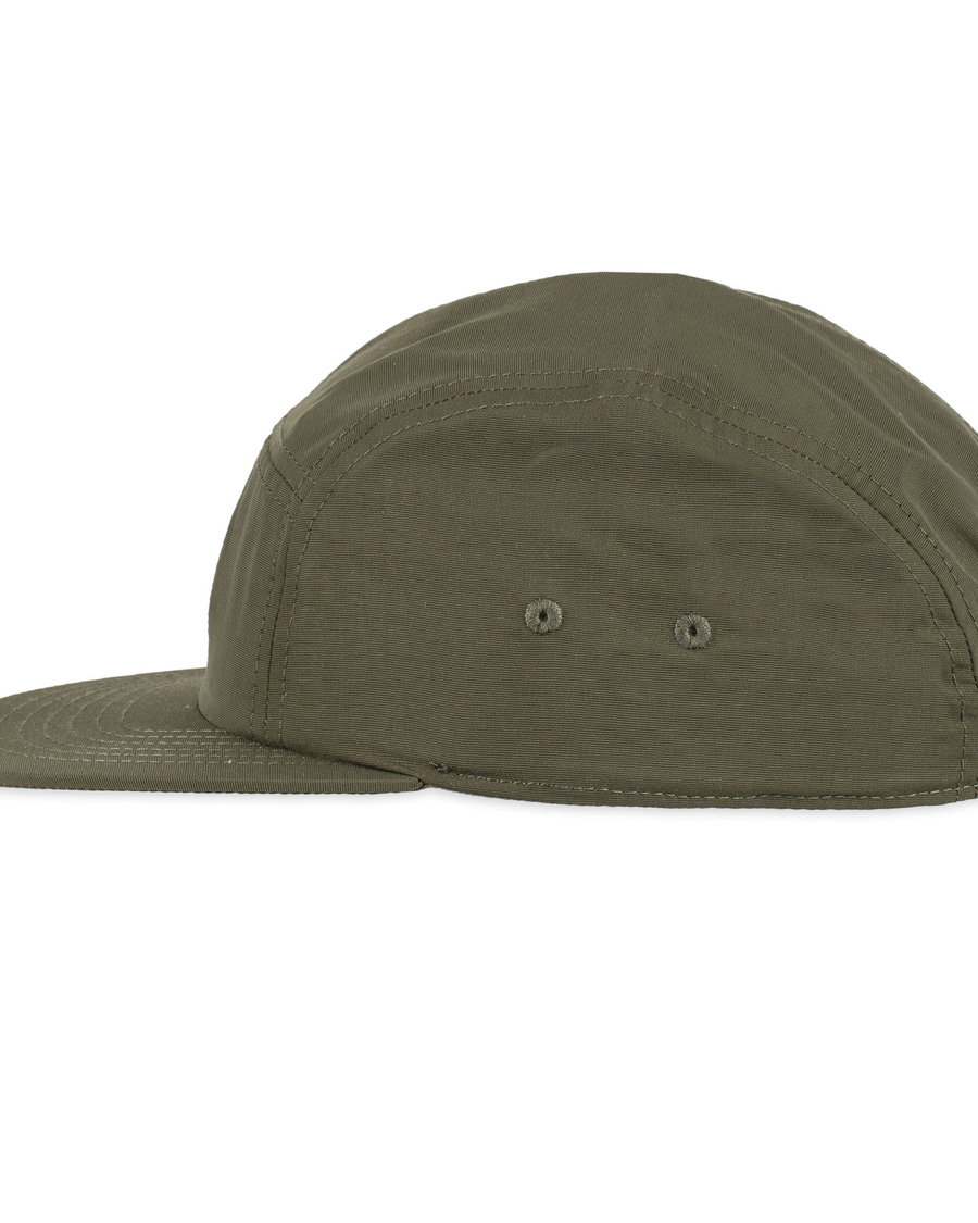Nylon Camp Hat with Embroidered Logo and Flat Brim – Dockers®