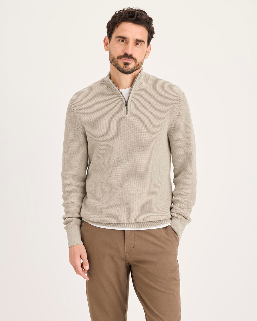 Front view of model wearing Pure Cashmere 1/4 Zip Sweater, Regular Fit.