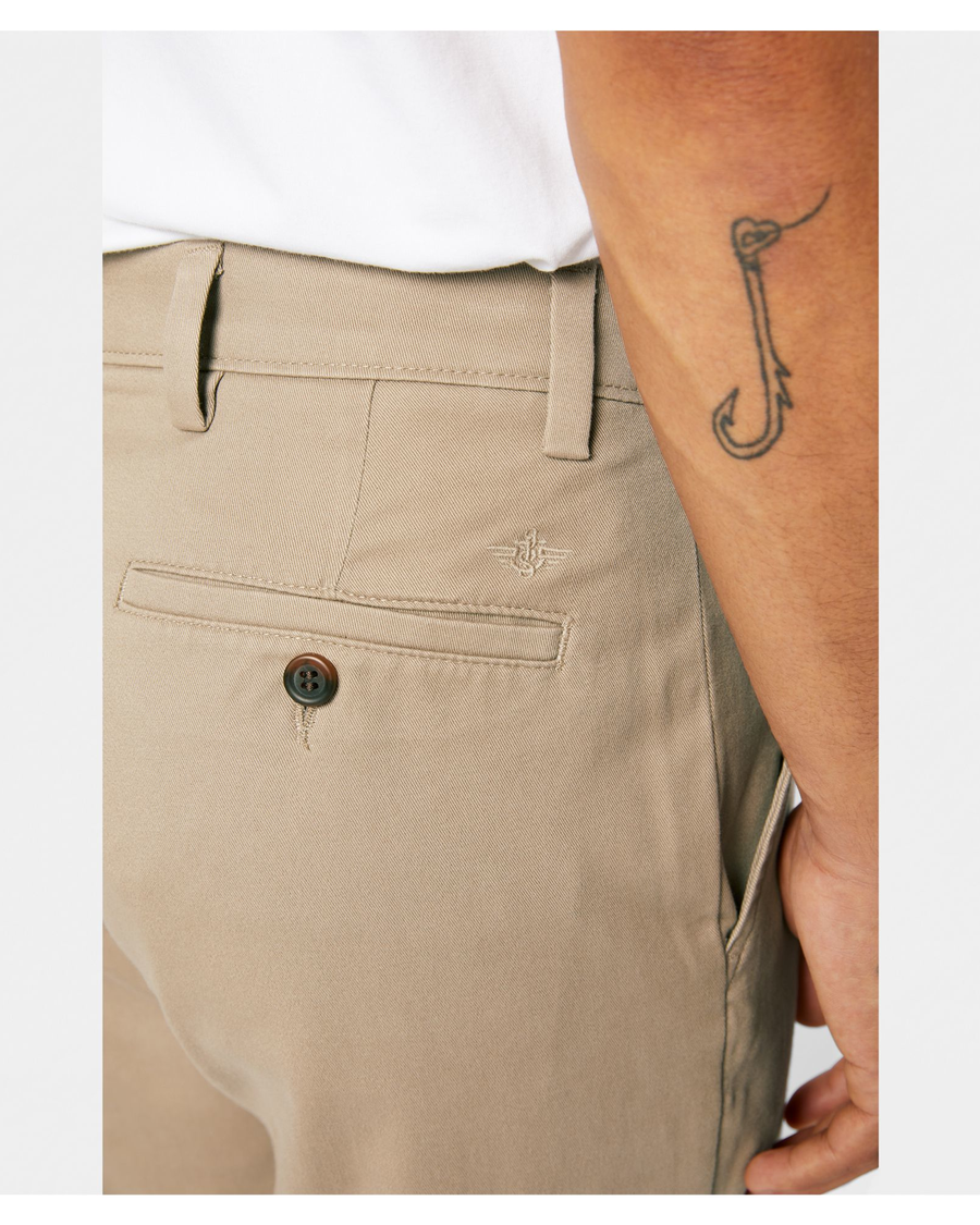 Dockers Men's Straight Fit Easy Khaki With Stretch