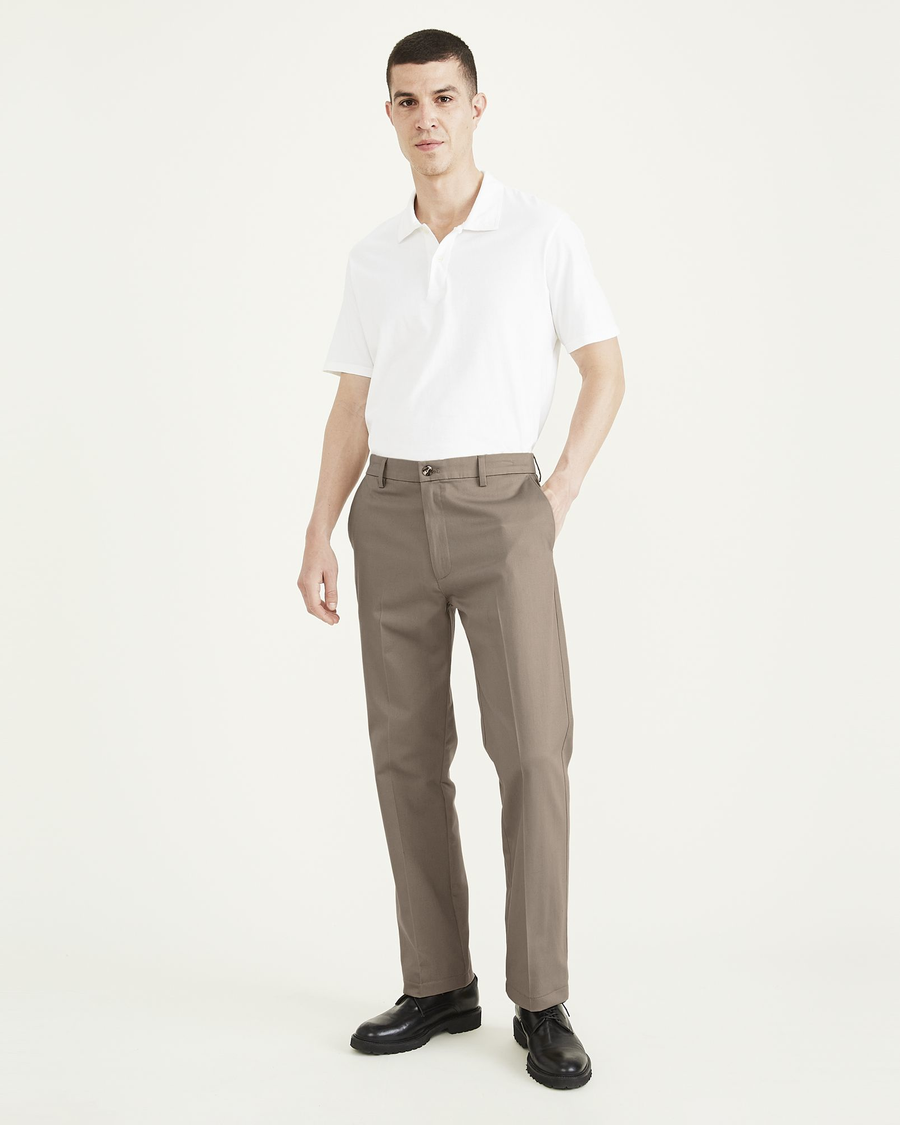 Signature Iron Free Khakis, Classic Fit with Stain Defender